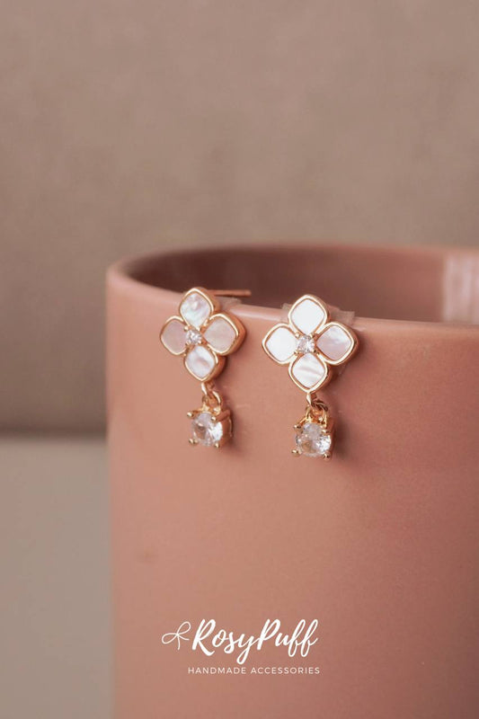 Silk Clover Earrings