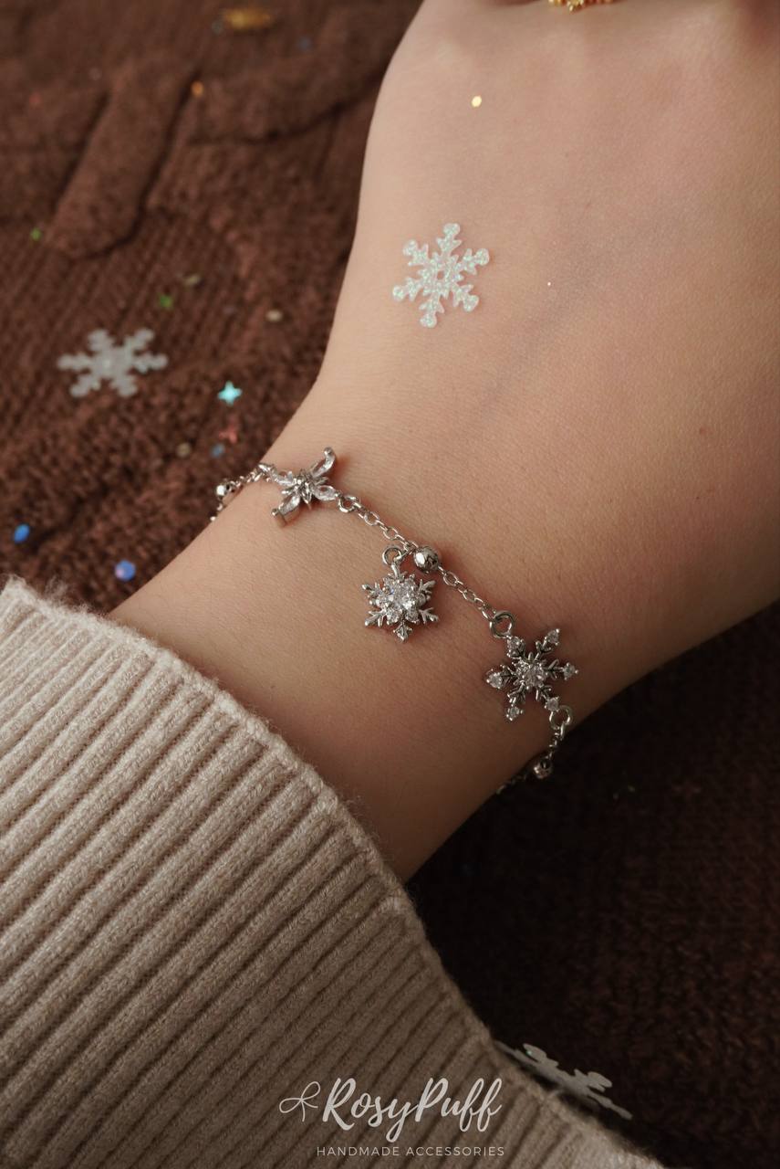 Festive Gleam Bracelet