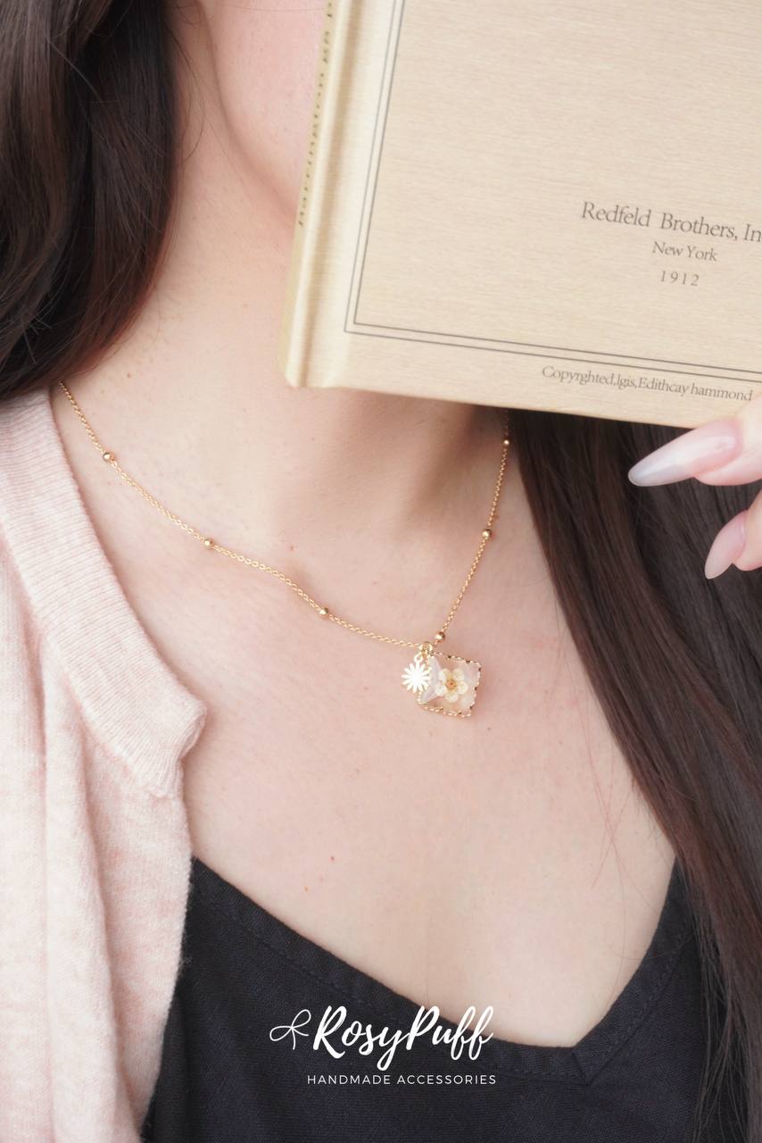 Daisy Dream Necklace