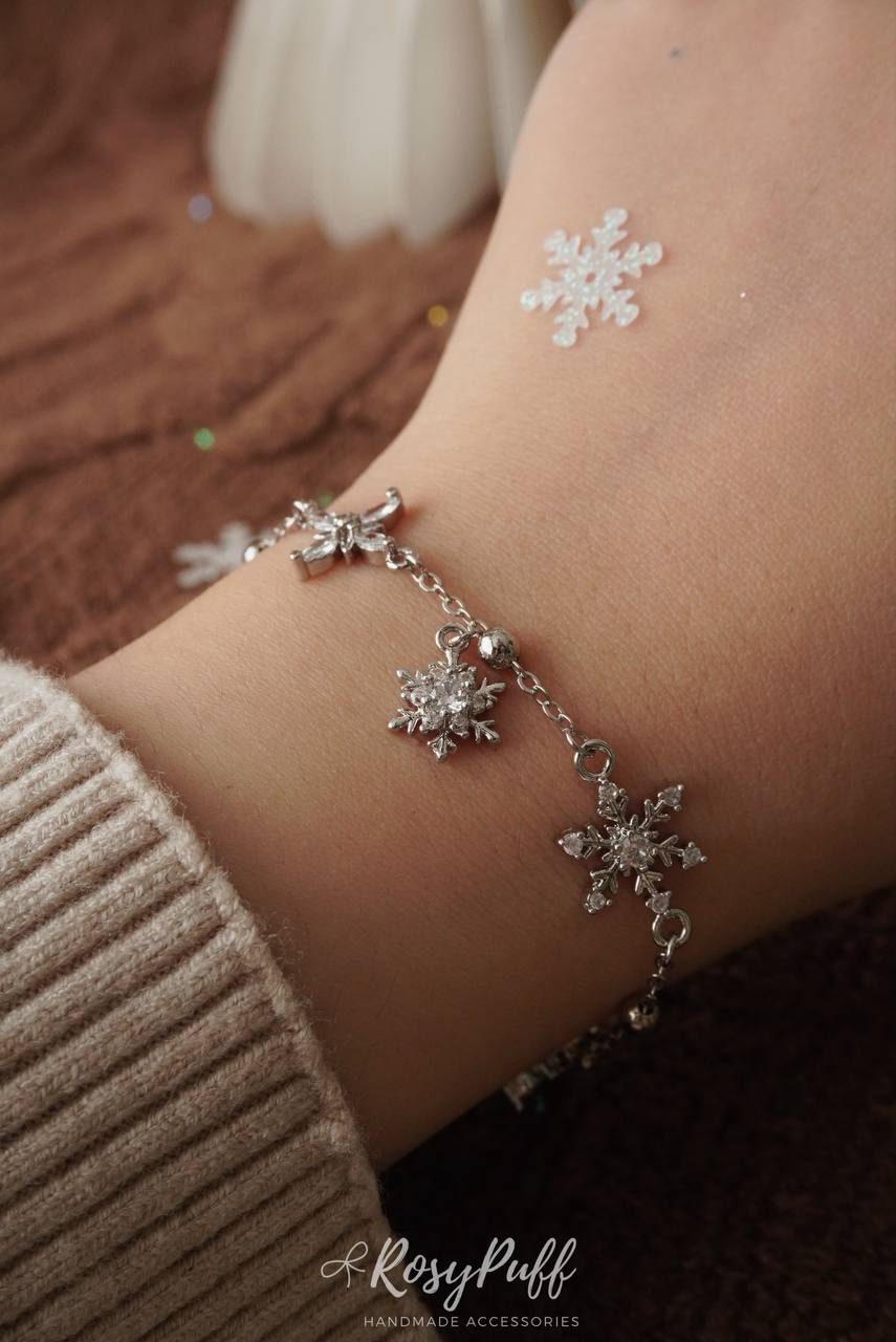 Festive Gleam Bracelet