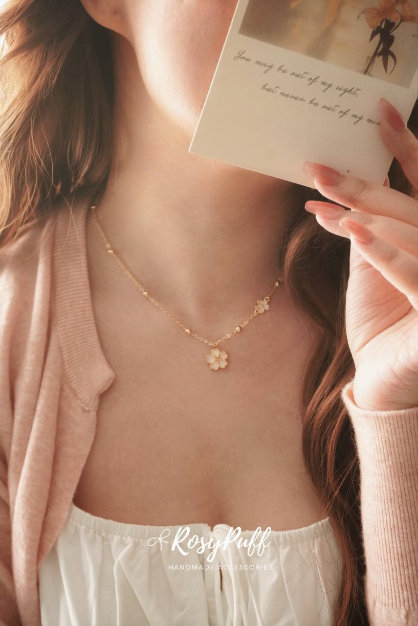 Sakura Ivy Necklace