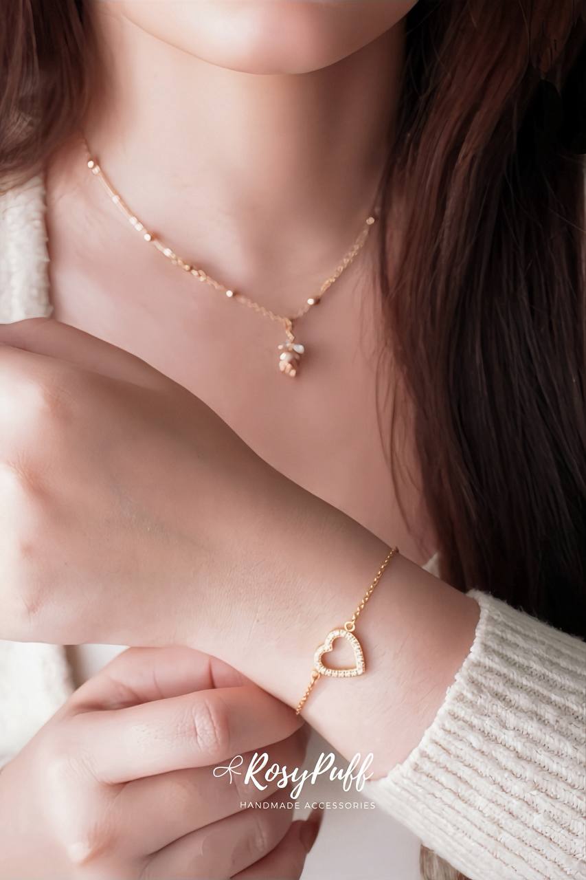 Bare Heart Bracelet In Gold