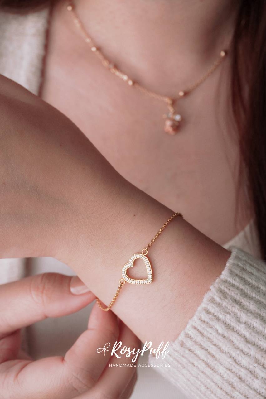Bare Heart Bracelet In Gold