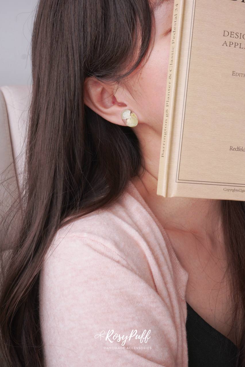 Fresh Green Hydrangea Petals Earrings