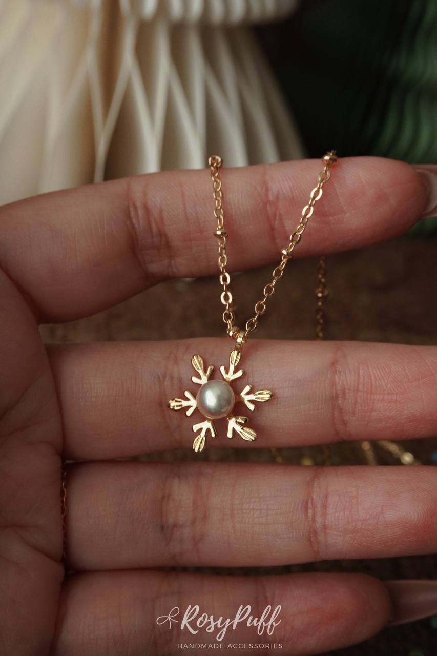 Snow light Necklace