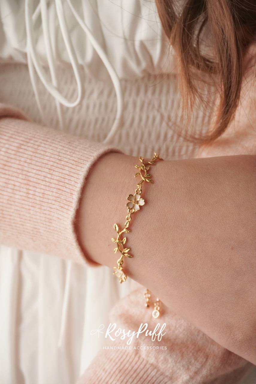 Pastel Pink Sakura Bloomie Bracelet