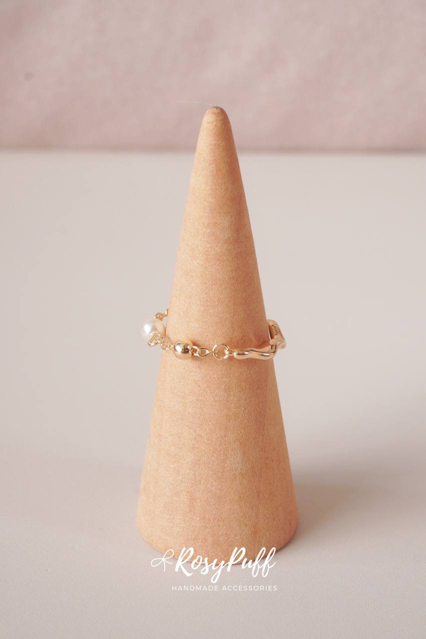 Bloom Aura Ring