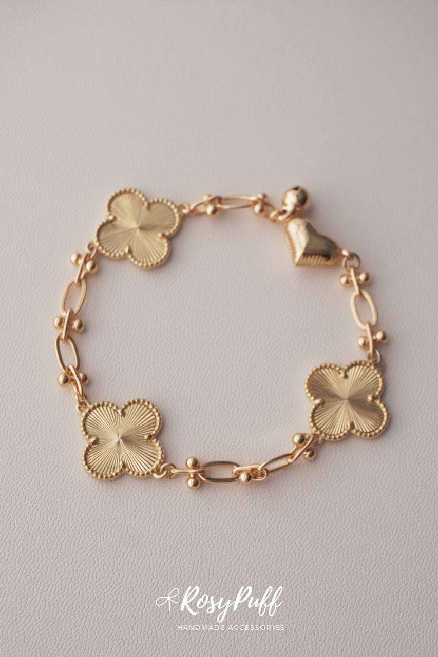 Gold Clovers Bracelet